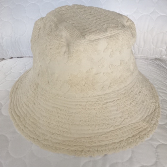 NEW Unique POOLSIDE Ivory/Light Tan Terry Bucket Hat - Picture 3 of 7